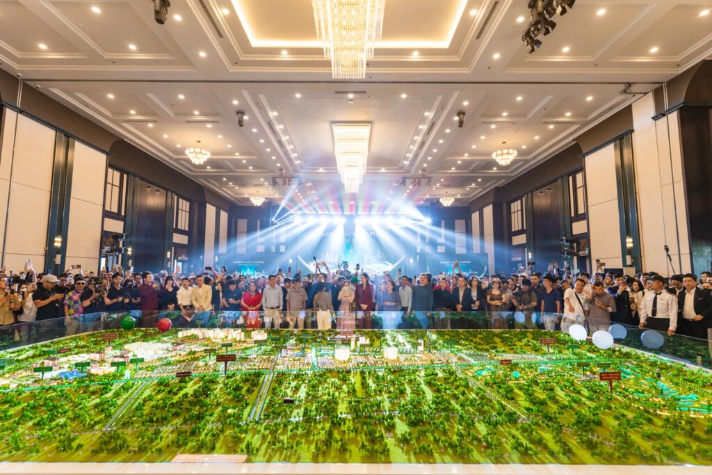 Ra mắt sa bàn Vinhomes Sài Gòn Park